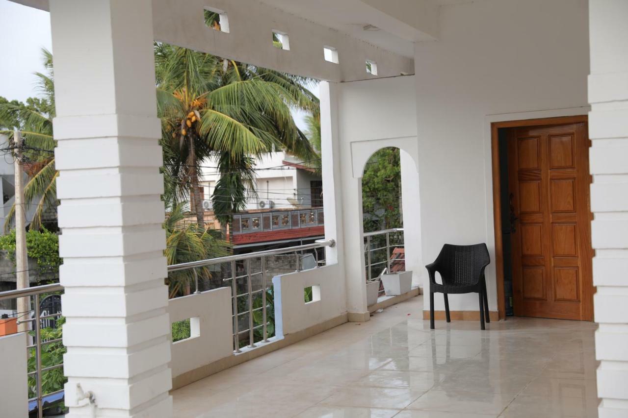 Birunthavanam Vavuniya Extérieur photo