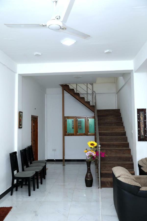 Birunthavanam Vavuniya Extérieur photo