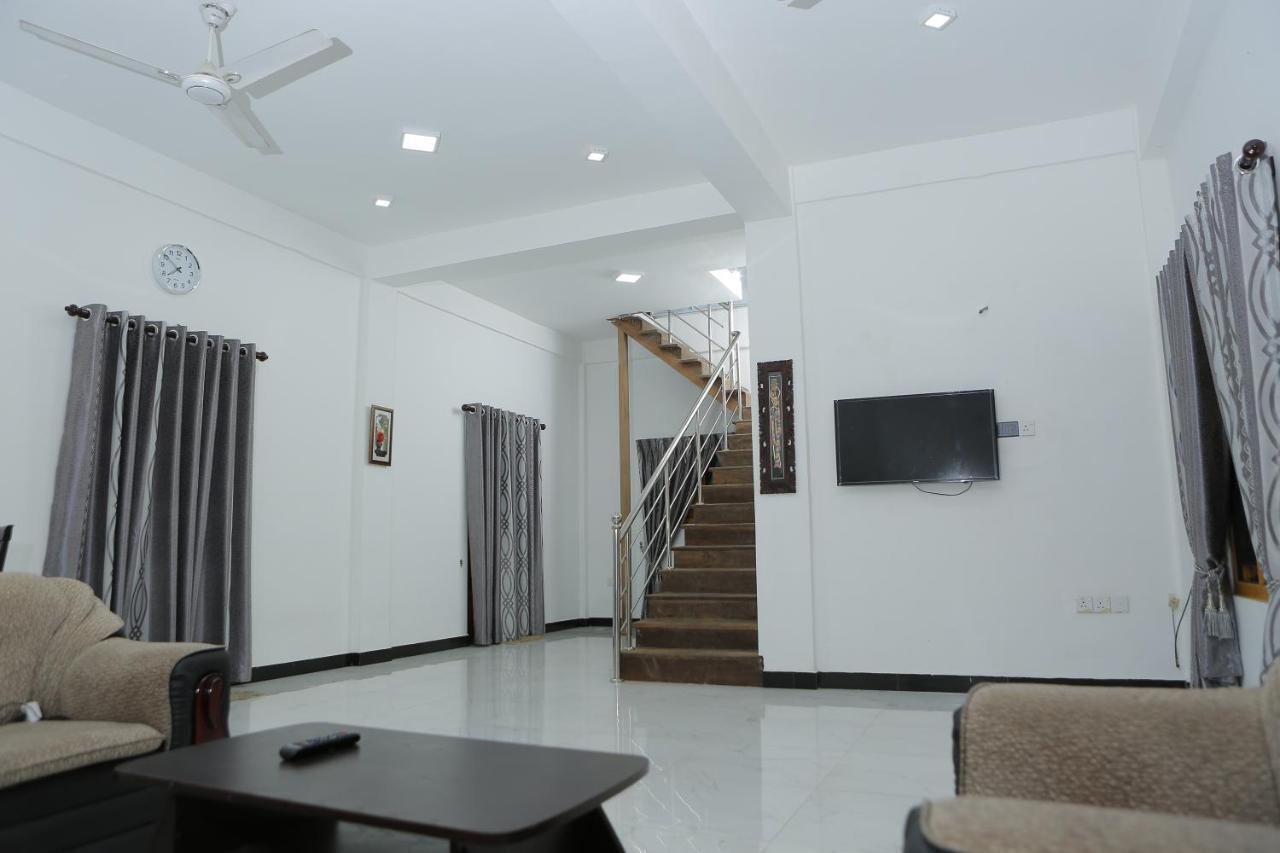 Birunthavanam Vavuniya Extérieur photo